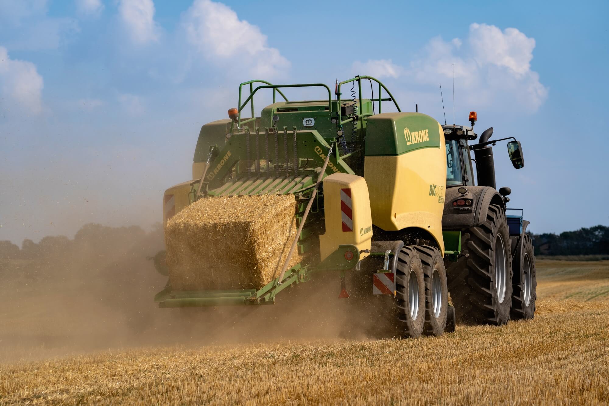 Krone V-knotter and PowerClean