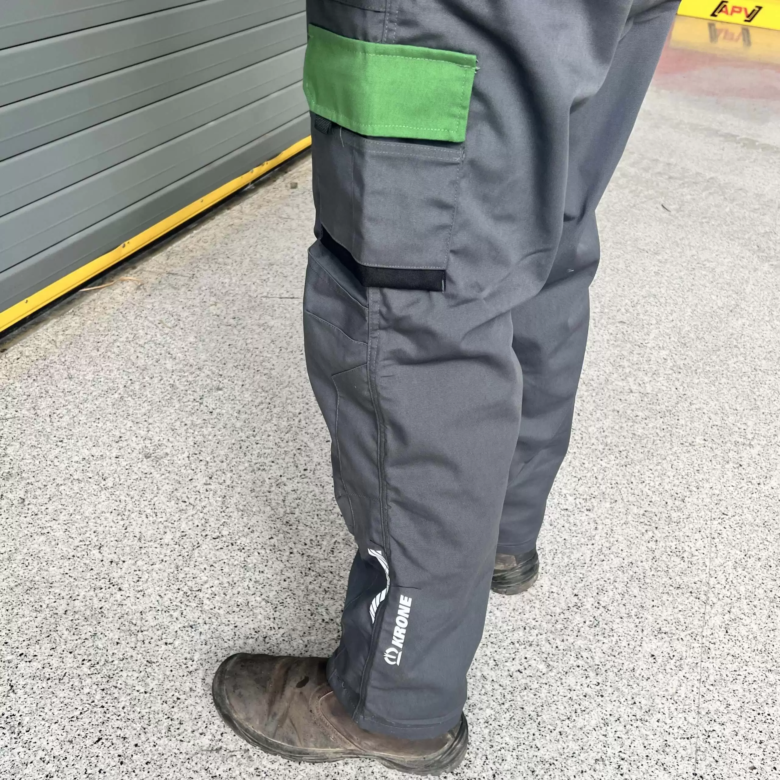 New KRONE Dungarees - Image 6